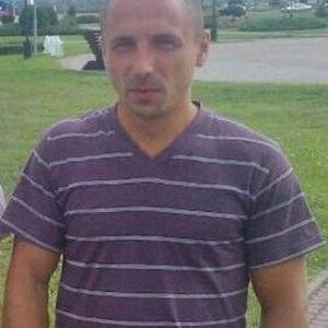 Парни в Петрозаводске: Руслан, 38 - ищет девушку из Петрозаводска