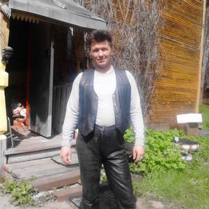 Парни в Гатчине: Александр, 52 - ищет девушку из Гатчины