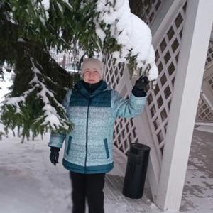 Девушки в Нижний Новгороде: Ирина, 58 - ищет парня из Нижний Новгорода