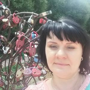 Девушки в Смоленске: Валентина, 49 - ищет парня из Смоленска