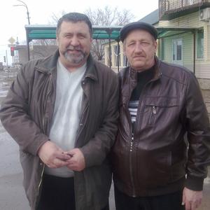 Парни в Волгограде: Vladimir, 59 - ищет девушку из Волгограда