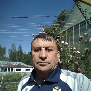 Парни в Череповце: Александр, 64 - ищет девушку из Череповца