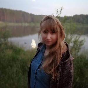 Девушки в Томске: Валентина, 36 - ищет парня из Томска
