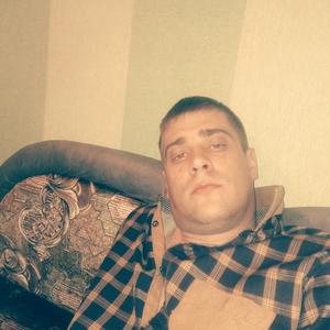 Парни в Саяногорске: Антон, 37 - ищет девушку из Саяногорска