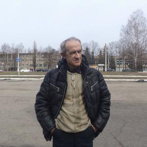 Парни в Нижний Новгороде: Александр, 71 - ищет девушку из Нижний Новгорода