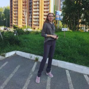 Девушки в Томске: Светлана, 39 - ищет парня из Томска