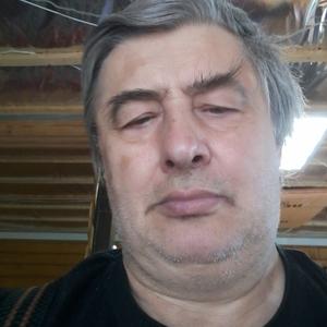 Парни в Перми: Юрий Вареник, 65 - ищет девушку из Перми