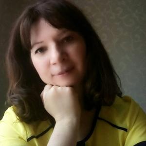 Девушки в Ижевске: Лилия, 41 - ищет парня из Ижевска