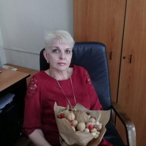 Девушки в Челябинске: Irina, 59 - ищет парня из Челябинска