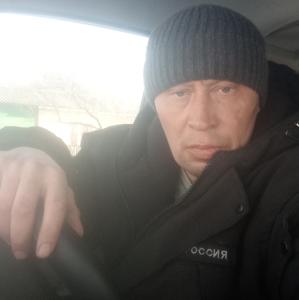 Андрей, 46 лет, Северск