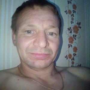 Парни в Якутске: Сергей, 45 - ищет девушку из Якутска