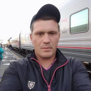 Парни в Сыктывкаре: Олег, 40 - ищет девушку из Сыктывкара