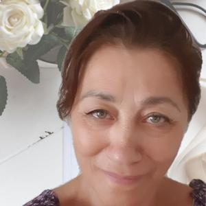 Марина, 64 года, Санкт-Петербург