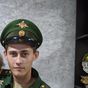 Илья, 22 года, Таганрог