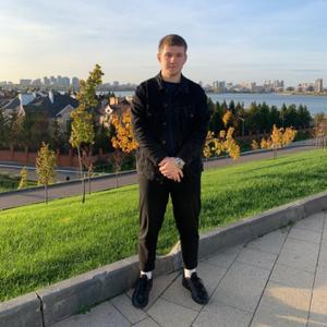 Илья, 21 год, Казань