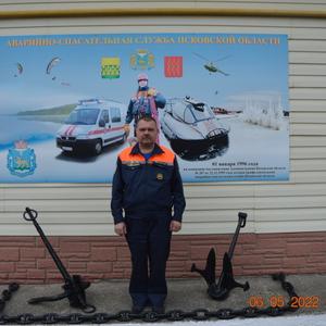 Олег, 53 года, Псков