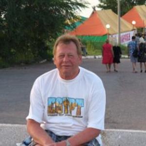 Парни в Кемерово: Николай Диденко, 67 - ищет девушку из Кемерово