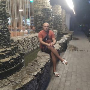 Парни в Шебекино: Александр, 42 - ищет девушку из Шебекино