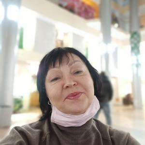 Девушки в Омске: Светлана, 58 - ищет парня из Омска