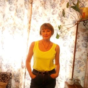 Девушки в Мурманске: Оксана, 51 - ищет парня из Мурманска