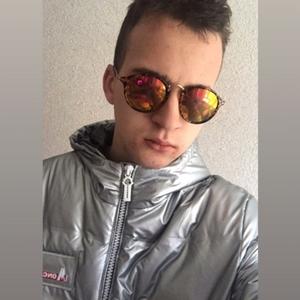 Парни в Ижевске: Денис, 23 - ищет девушку из Ижевска