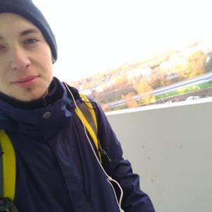 Парни в Калининграде: Игорь, 27 - ищет девушку из Калининграда