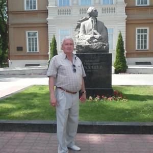 Парни в Саратове: Евгений, 64 - ищет девушку из Саратова