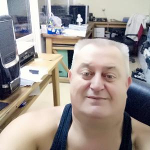Юрий, 48 лет, Калининград