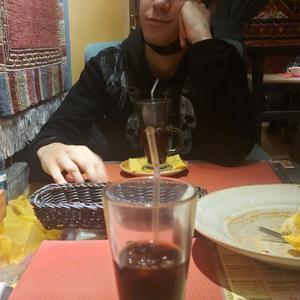 Парни в Нижний Новгороде: Алексей, 25 - ищет девушку из Нижний Новгорода