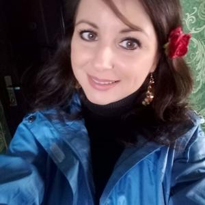 Девушки в Кишиневе: Tatiana, 40 - ищет парня из Кишинева