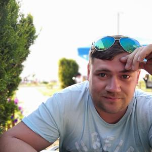 Вадим, 37 лет, Псков