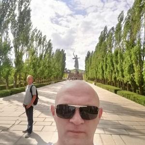 Виктор, 39 лет, Астрахань