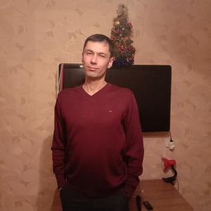 Парни в Нижнекамске: Сергей, 42 - ищет девушку из Нижнекамска