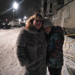 Девушки в Мурманске: Елена, 49 - ищет парня из Мурманска