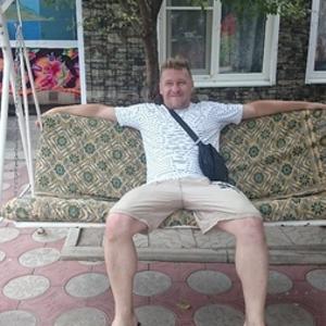 Парни в Приозерске: Андрей, 48 - ищет девушку из Приозерска