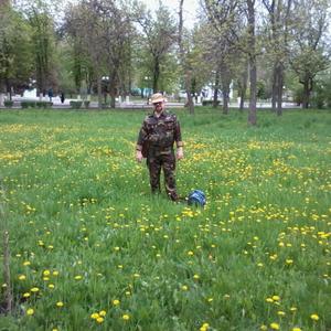 Парни в Шахты: Владимир, 64 - ищет девушку из Шахты