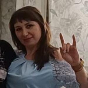 Девушки в Татарстане: Ирина, 45 - ищет парня из Татарстана