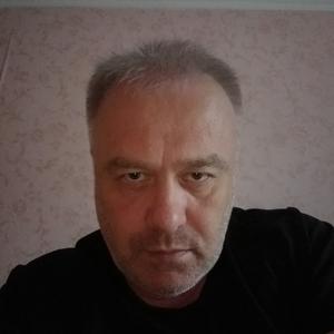 Денис, 55 лет, Владивосток