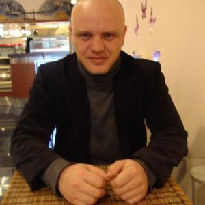 Парни в Свирске: Владимир Бердников, 40 - ищет девушку из Свирска