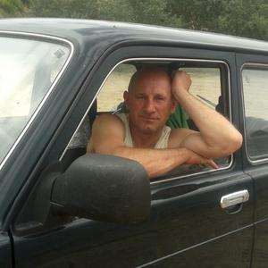 Евгений, 63 года, Волгоград