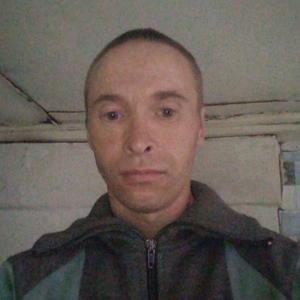 Парни в Бежанице: Сергей Валерьевич, 42 - ищет девушку из Бежаницы
