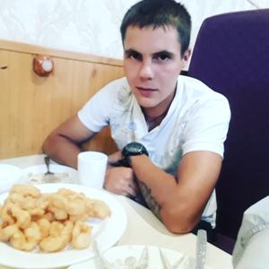 Парни в Уссурийске: Вячеслав, 22 - ищет девушку из Уссурийска