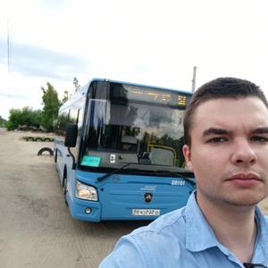 Парни в Твери: Олег, 28 - ищет девушку из Твери