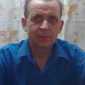 Парни в г. Шумерля (Чувашия): Александр Голышков, 63 - ищет девушку из г. Шумерля (Чувашия)