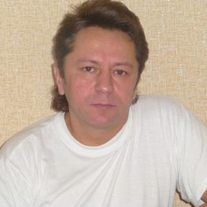 Виталий, 51 год, Пенза