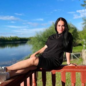 Девушки в Саратове: Оксана, 40 - ищет парня из Саратова