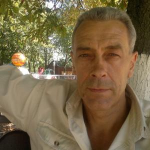 Парни в Гулькевичах: Андрей, 56 - ищет девушку из Гулькевич