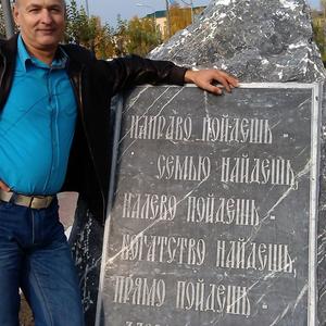 Василий, 53 года, Советский