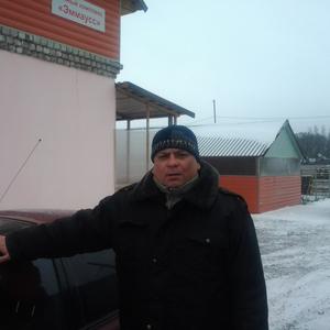Парни в Твери: Александр, 55 - ищет девушку из Твери