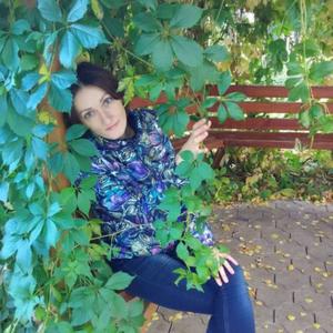 Девушки в Омске: Ольга, 41 - ищет парня из Омска